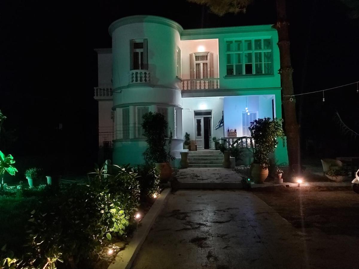 Tower Traditional Pool Villa Kremastí Dış mekan fotoğraf