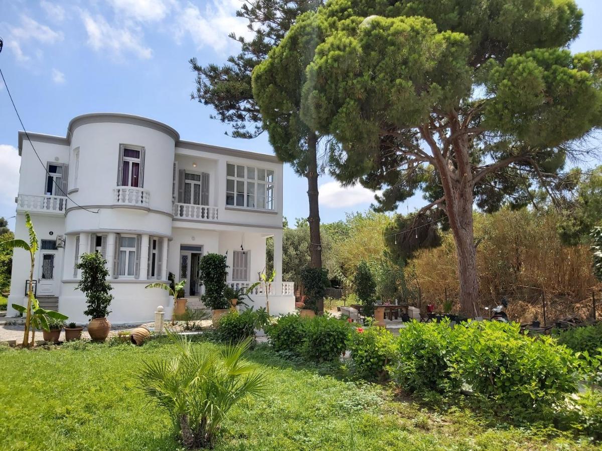 Tower Traditional Pool Villa Kremastí Dış mekan fotoğraf